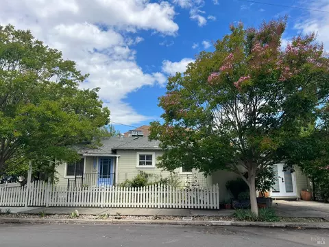 1140 G St, Napa, CA 94559