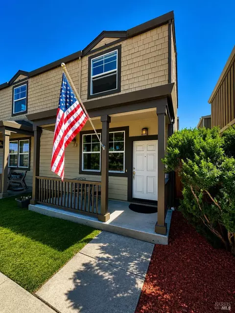 2559 Gobar Ln, Santa Rosa, CA 95403