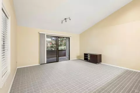 Living - 93 Nicholas Ct, Cotati, CA 94931 photo 1 of 3