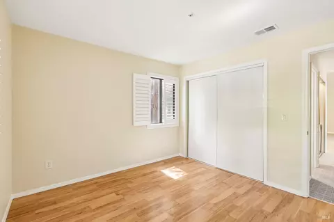 Bedroom - 93 Nicholas Ct, Cotati, CA 94931 photo 2 of 5