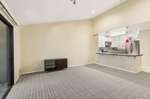 Living - 93 Nicholas Ct, Cotati, CA 94931 photo 2 of 3