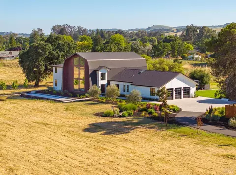 Exterior - 1100 Craig Ave, Sonoma, CA 95476 photo 2 of 15