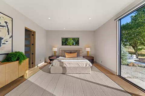 Bedroom - 1100 Craig Ave, Sonoma, CA 95476 photo 2 of 10