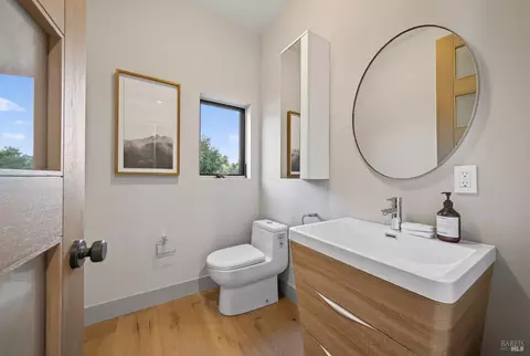Bath - 1100 Craig Ave, Sonoma, CA 95476 photo 13 of 14