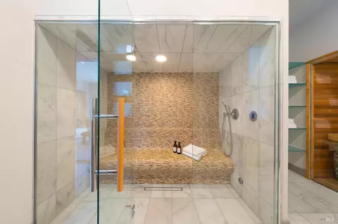 Bath - 1100 Craig Ave, Sonoma, CA 95476 photo 2 of 14