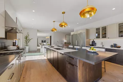 Kitchen - 1100 Craig Ave, Sonoma, CA 95476 photo 3 of 9