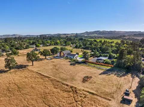 View/Area - 1100 Craig Ave, Sonoma, CA 95476 photo 1 of 2