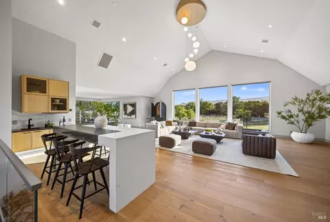 Living - 1100 Craig Ave, Sonoma, CA 95476 photo 9 of 12