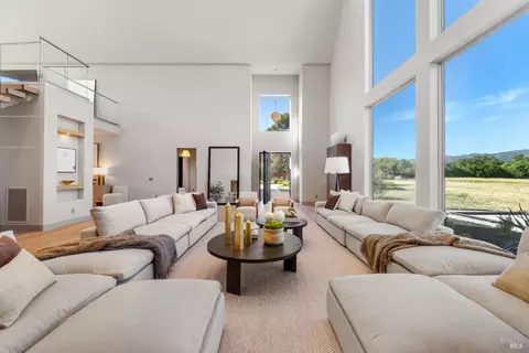 Living - 1100 Craig Ave, Sonoma, CA 95476 photo 6 of 12
