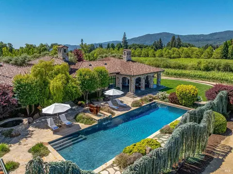 184 Zinfandel Ln, Saint Helena, CA 94574