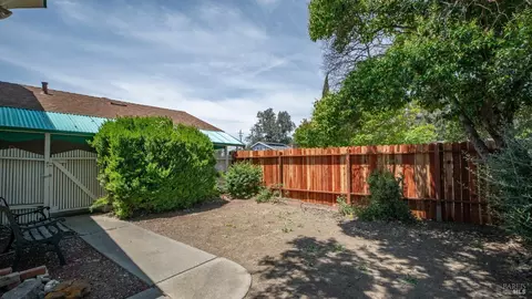 Exterior - 931 Nightingale Dr, Fairfield, CA 94533 photo 17 of 17