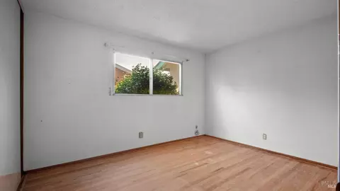 Bedroom - 931 Nightingale Dr, Fairfield, CA 94533 photo 3 of 9