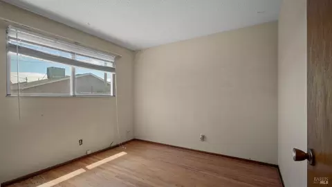 Bedroom - 931 Nightingale Dr, Fairfield, CA 94533 photo 1 of 9