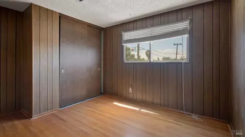 Bedroom - 931 Nightingale Dr, Fairfield, CA 94533 photo 8 of 9