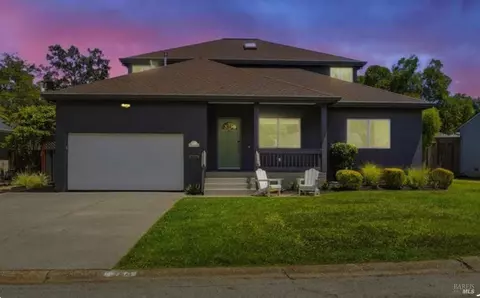 312 Corrillo Dr, San Rafael, CA 94903