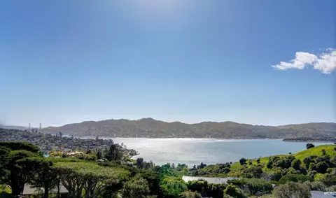 View/Area - 45 Mount Tiburon Rd, Tiburon, CA 94920 photo 2 of 12