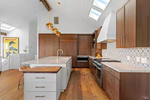 Kitchen - 45 Mount Tiburon Rd, Tiburon, CA 94920 photo 2 of 4