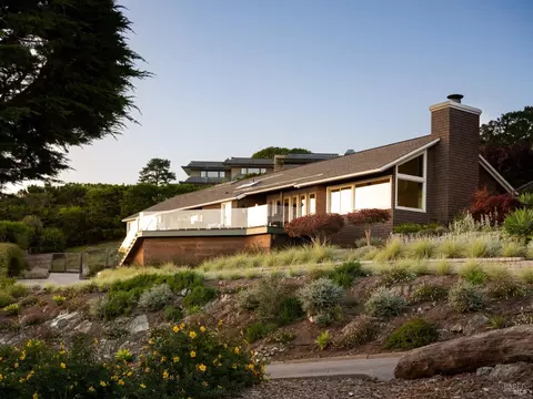 Exterior - 45 Mount Tiburon Rd, Tiburon, CA 94920 photo 9 of 13