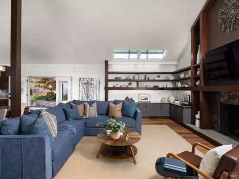 Living - 45 Mount Tiburon Rd, Tiburon, CA 94920 photo 4 of 4