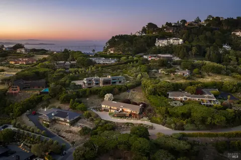 View/Area - 45 Mount Tiburon Rd, Tiburon, CA 94920 photo 8 of 12