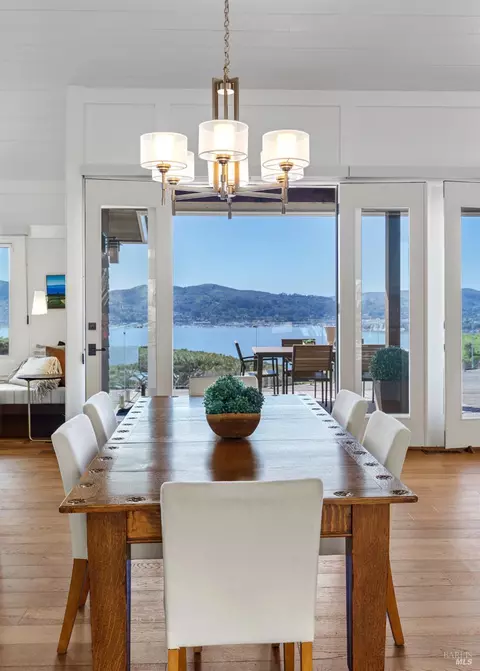 Dining - 45 Mount Tiburon Rd, Tiburon, CA 94920 photo 2 of 2