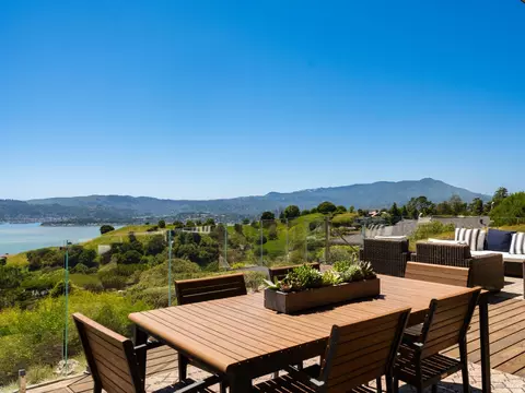 Exterior - 45 Mount Tiburon Rd, Tiburon, CA 94920 photo 4 of 13