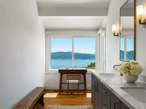 Bath - 45 Mount Tiburon Rd, Tiburon, CA 94920 photo 2 of 6