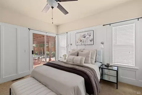 Bedroom - 1040 Elsbree Ln, Windsor, CA 95492 photo 6 of 6