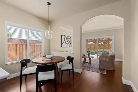 Dining - 1040 Elsbree Ln, Windsor, CA 95492 photo 3 of 3
