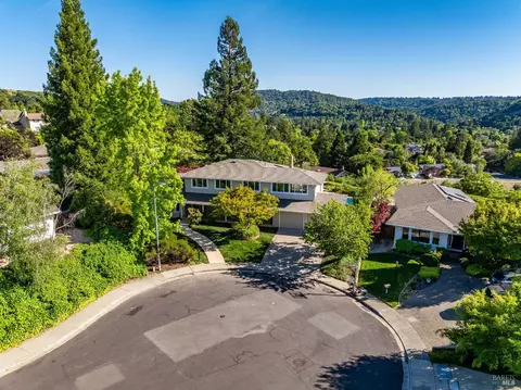 View/Area - 295 Sandringham Dr N, Moraga, CA 94556 photo 4 of 7