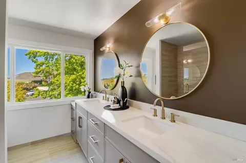 Bath - 295 Sandringham Dr N, Moraga, CA 94556 photo 7 of 9