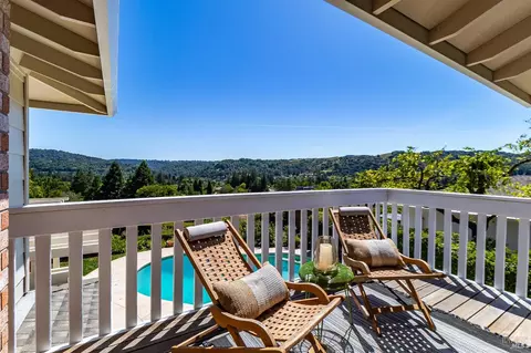 Exterior - 295 Sandringham Dr N, Moraga, CA 94556 photo 4 of 18