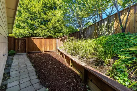 Exterior - 295 Sandringham Dr N, Moraga, CA 94556 photo 15 of 18