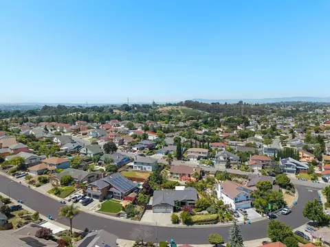 View/Area - 451 Trotter Dr, Vallejo, CA 94591 photo 6 of 6