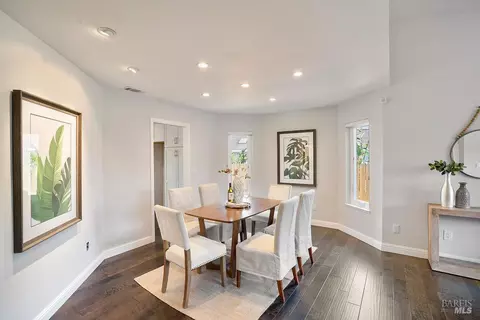 Dining - 451 Trotter Dr, Vallejo, CA 94591 photo 2 of 3