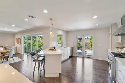 Kitchen - 451 Trotter Dr, Vallejo, CA 94591 photo 3 of 7