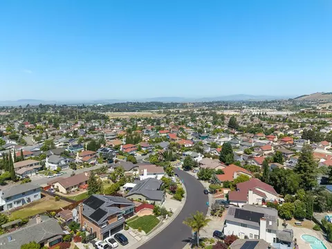View/Area - 451 Trotter Dr, Vallejo, CA 94591 photo 3 of 6