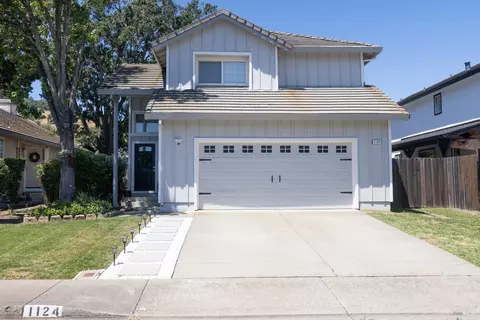 1124 Araquipa Ct, Vacaville, CA 95687