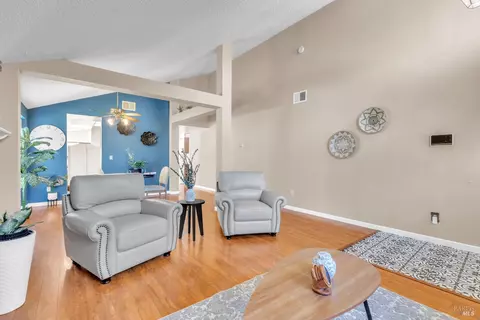 Living - 101 Thresher Dr, Vallejo, CA 94591 photo 4 of 4