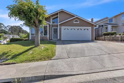 Exterior - 101 Thresher Dr, Vallejo, CA 94591 photo 5 of 7