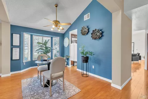 Dining - 101 Thresher Dr, Vallejo, CA 94591 photo 1 of 2
