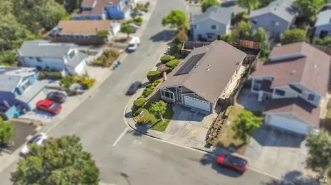 View/Area - 101 Thresher Dr, Vallejo, CA 94591 photo 3 of 11