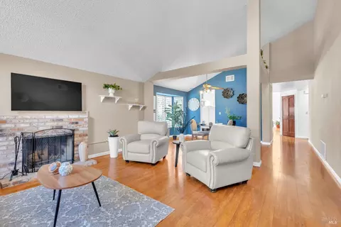 Living - 101 Thresher Dr, Vallejo, CA 94591 photo 3 of 3