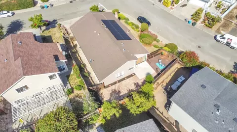 View/Area - 101 Thresher Dr, Vallejo, CA 94591 photo 12 of 22