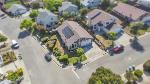 101 Thresher Dr, Vallejo, CA 94591