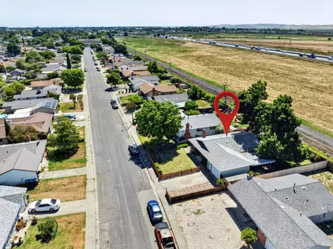 View/Area - 1607 James St, Fairfield, CA 94533 photo 2 of 3