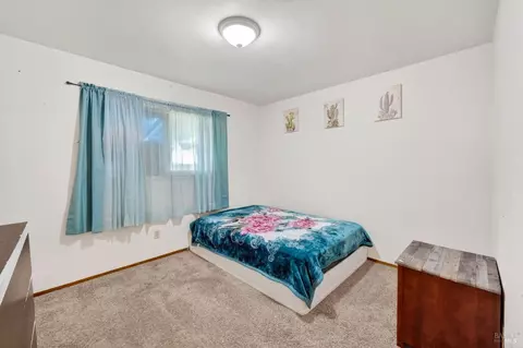 Bedroom - 1607 James St, Fairfield, CA 94533 photo 2 of 2