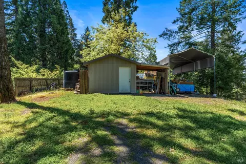 Exterior - 625-629 Hill Rd, Angwin, CA 94508 photo 16 of 21