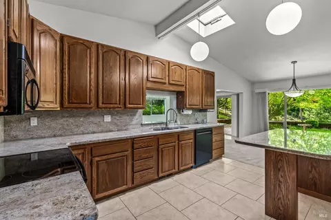 Kitchen - 625-629 Hill Rd, Angwin, CA 94508 photo 2 of 4