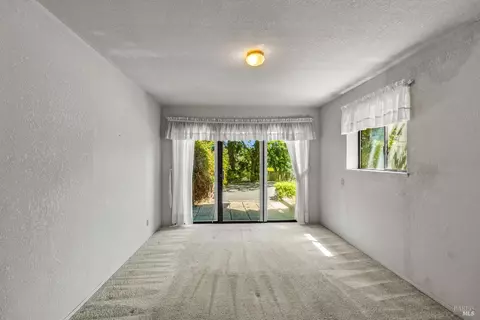Bedroom - 625-629 Hill Rd, Angwin, CA 94508 photo 8 of 10